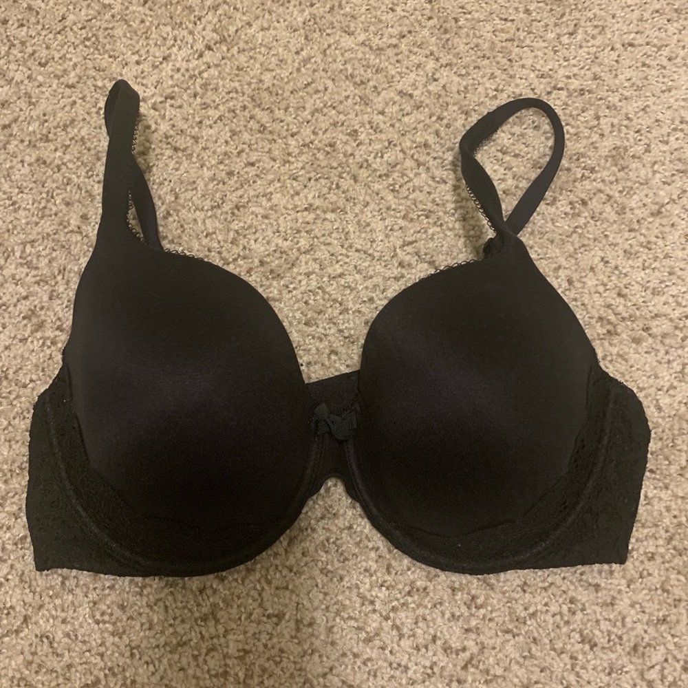 Women’s Lined Perfect Coverage Body By Victoria Bra Size 36D